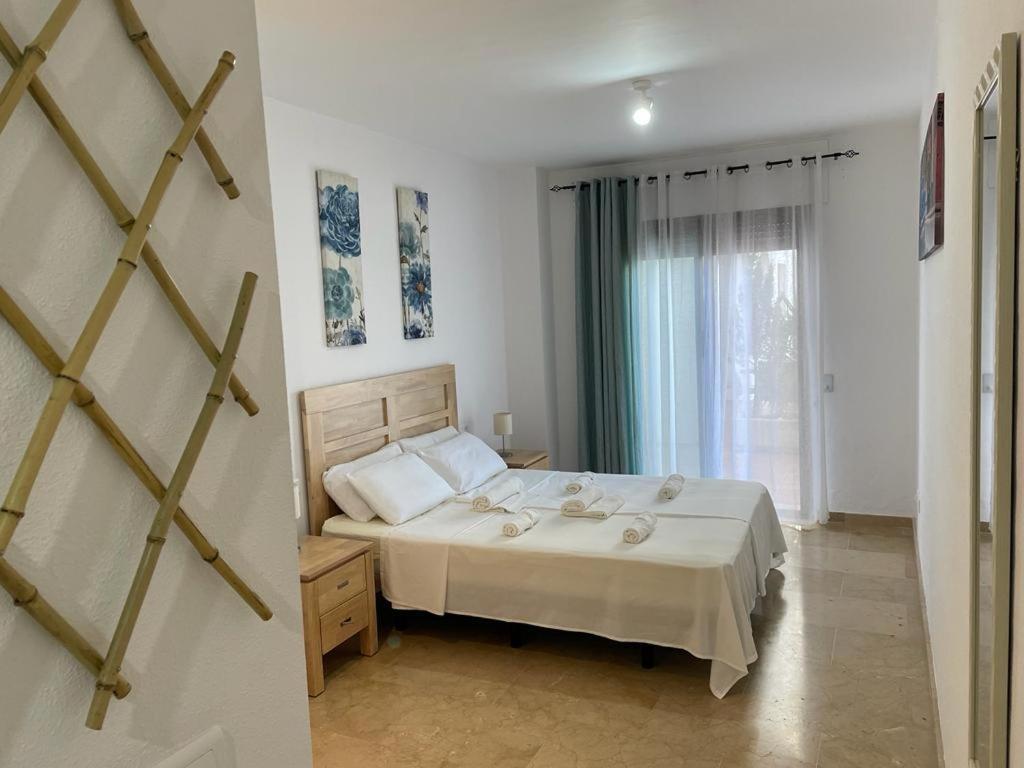 Beach Apartment In La Duquesa Marina Castillo de Sabinillas Bagian luar foto